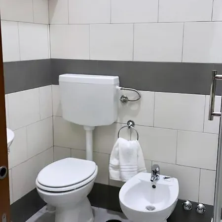 100 Ducati B&B * Naples