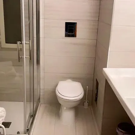 100 Ducati B&B * Naples
