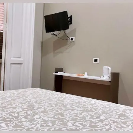 100 Ducati B&B * Naples